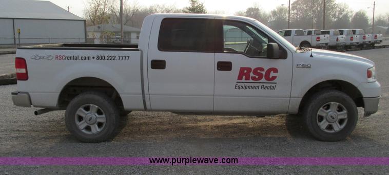 image for item F4048 2004 Ford F150 XLT Super Crew pickup truck