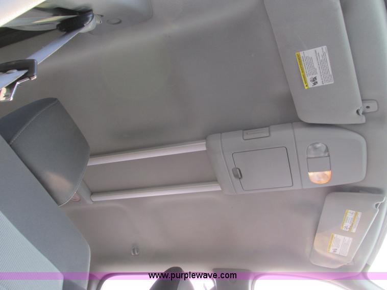 image for item F4048 2004 Ford F150 XLT Super Crew pickup truck