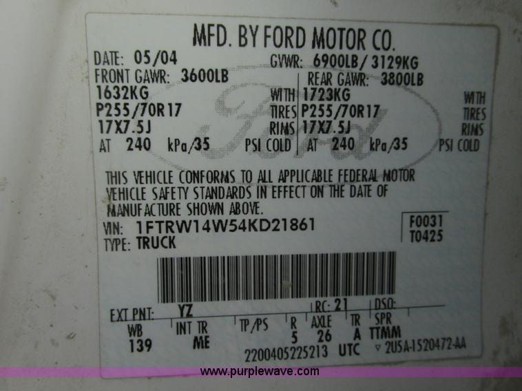 image for item F4048 2004 Ford F150 XLT Super Crew pickup truck