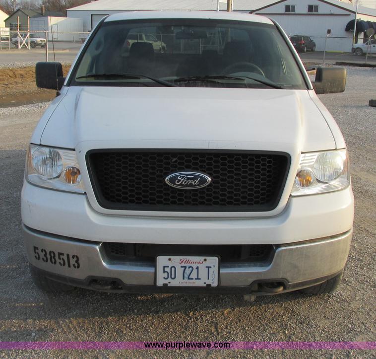 image for item F4049 2005 Ford F150 XLT SuperCab pickup truck