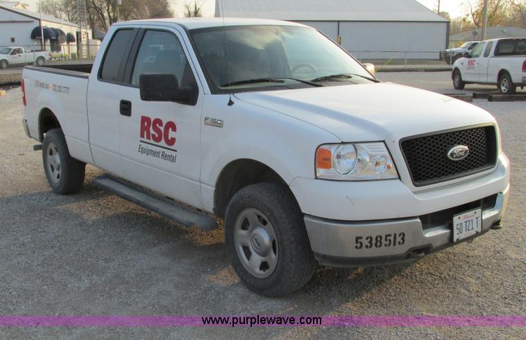 image for item F4049 2005 Ford F150 XLT SuperCab pickup truck