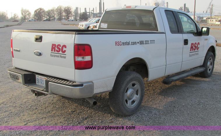 image for item F4049 2005 Ford F150 XLT SuperCab pickup truck