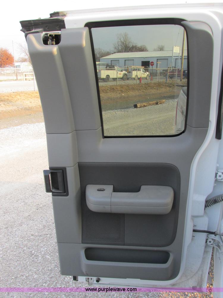 image for item F4049 2005 Ford F150 XLT SuperCab pickup truck