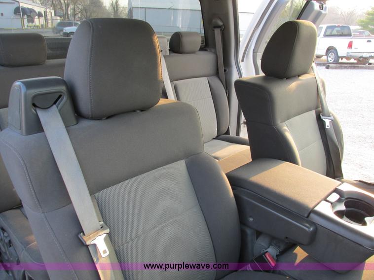 image for item F4049 2005 Ford F150 XLT SuperCab pickup truck