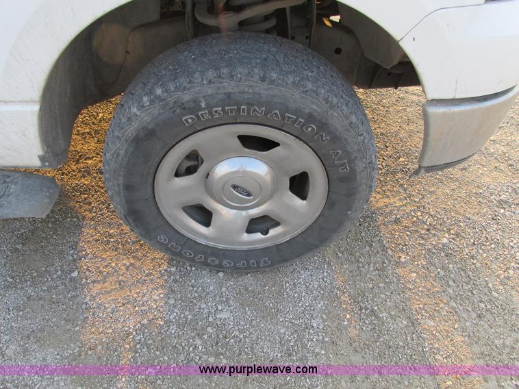 image for item F4049 2005 Ford F150 XLT SuperCab pickup truck