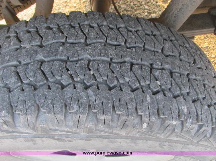 image for item F4049 2005 Ford F150 XLT SuperCab pickup truck