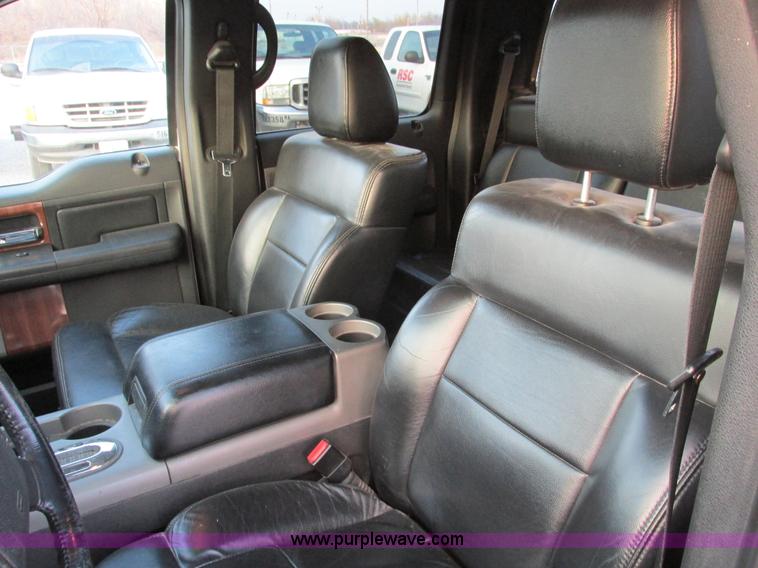 image for item F4051 2004 Ford F150 Lariat Super Crew pickup truck