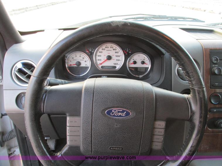 image for item F4051 2004 Ford F150 Lariat Super Crew pickup truck