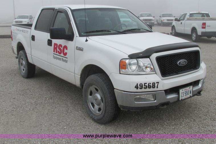 image for item F4052 2004 Ford F150 XLT Super Crew pickup truck