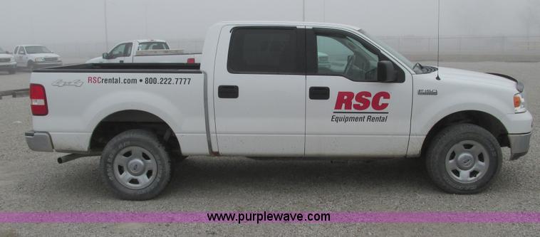 image for item F4052 2004 Ford F150 XLT Super Crew pickup truck