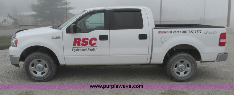 image for item F4052 2004 Ford F150 XLT Super Crew pickup truck