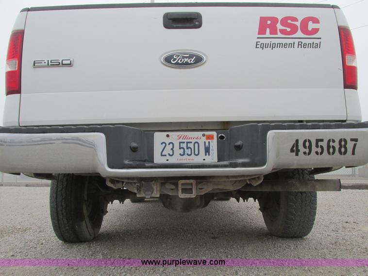 image for item F4052 2004 Ford F150 XLT Super Crew pickup truck