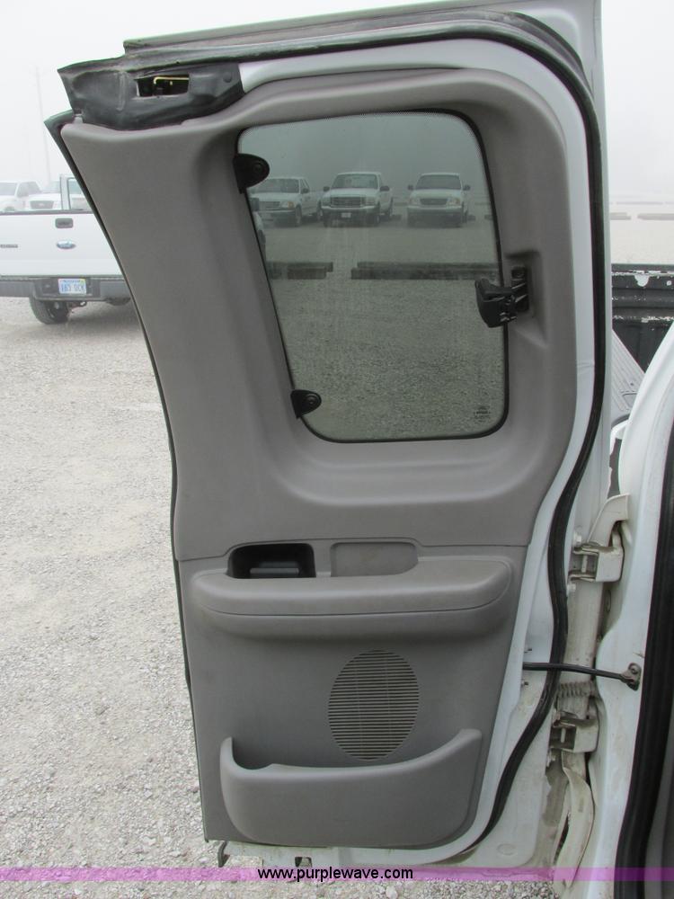 image for item F4054 2002 Ford F150 XLT SuperCab pickup truck