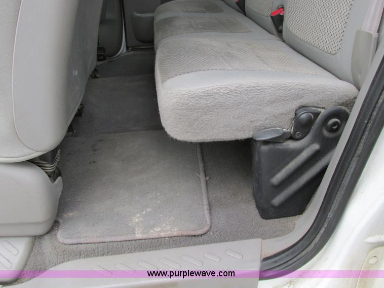 image for item F4054 2002 Ford F150 XLT SuperCab pickup truck