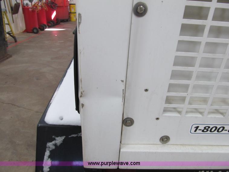 image for item F5796 2006 Magnum Pro MM655 towable generator