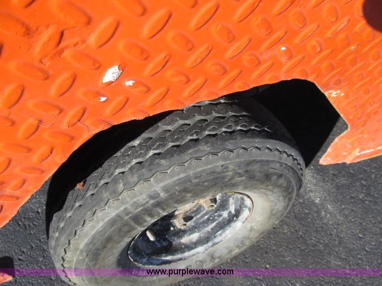 image for item F5798 2005 Ez-go 875 electric cart