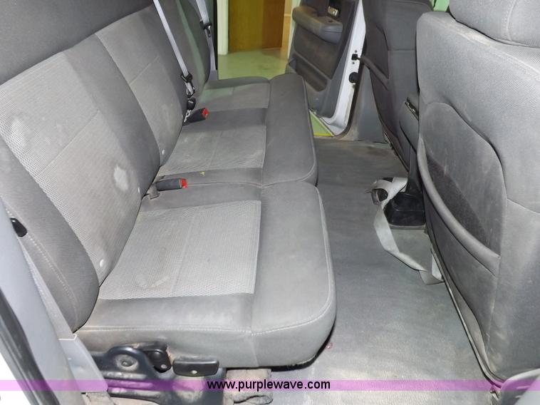 image for item F6344 2004 Ford F150 XLT Super Crew pickup truck