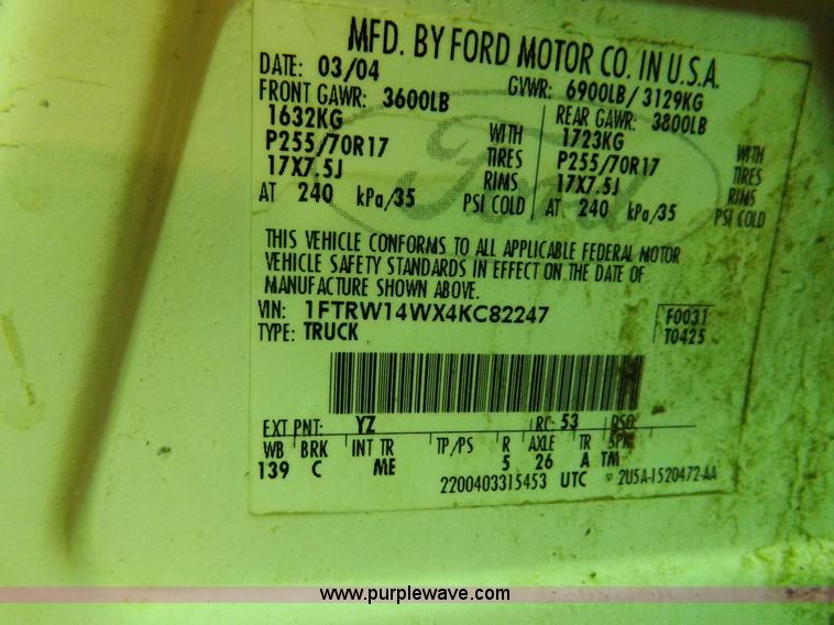 image for item F6344 2004 Ford F150 XLT Super Crew pickup truck