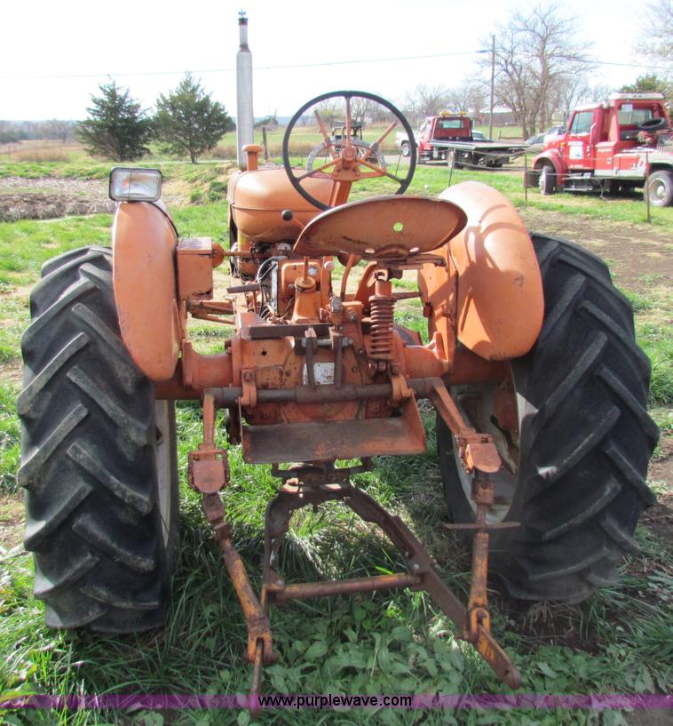 image for item B1663 Allis Chalmers WD45 tractor