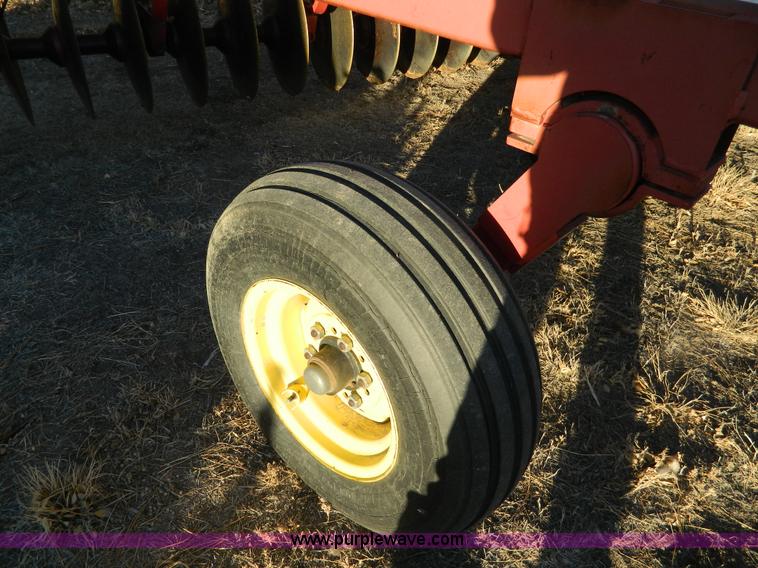 image for item B3986 Sunflower 1232 24' disc