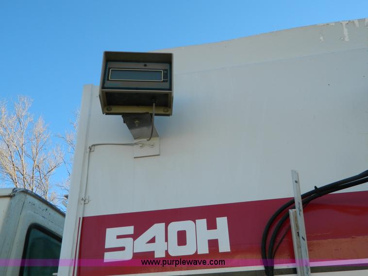 image for item B3998 1988 Ford L8000 feed truck