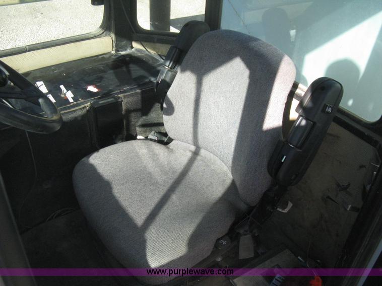 image for item B8224 1993 Tyler Titan 4300 floater spreader truck