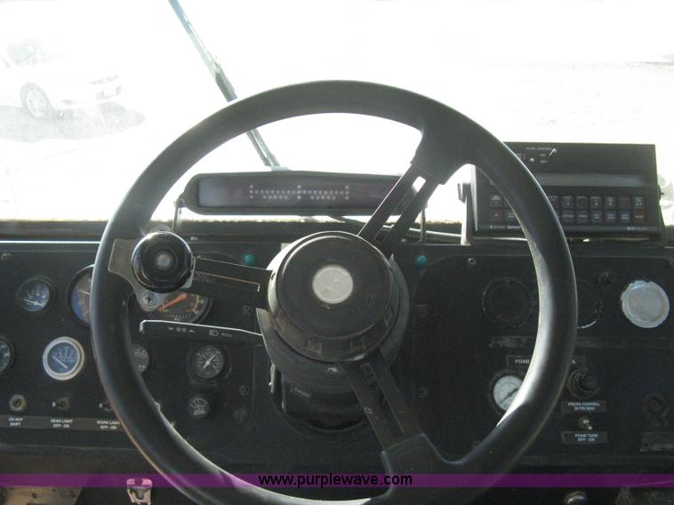 image for item B8224 1993 Tyler Titan 4300 floater spreader truck