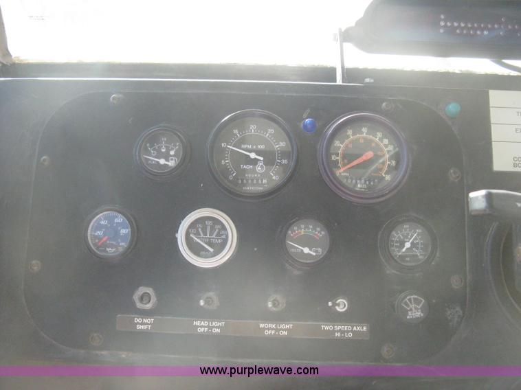 image for item B8224 1993 Tyler Titan 4300 floater spreader truck