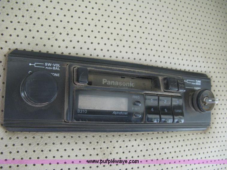 image for item B8224 1993 Tyler Titan 4300 floater spreader truck