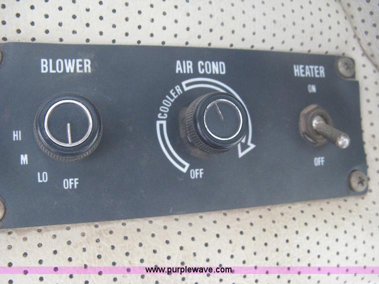 image for item B8224 1993 Tyler Titan 4300 floater spreader truck