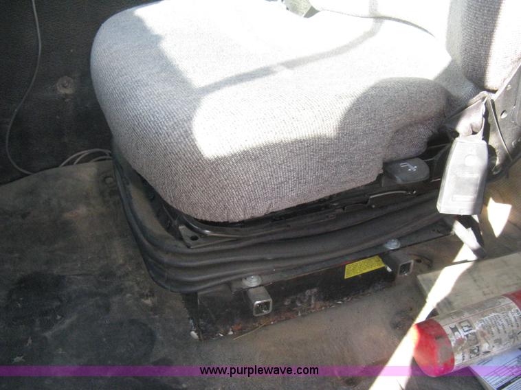 image for item B8224 1993 Tyler Titan 4300 floater spreader truck