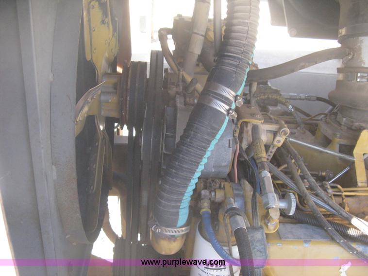 image for item B8224 1993 Tyler Titan 4300 floater spreader truck