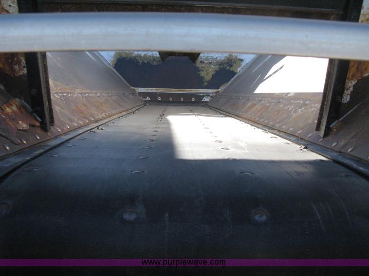 image for item B8224 1993 Tyler Titan 4300 floater spreader truck