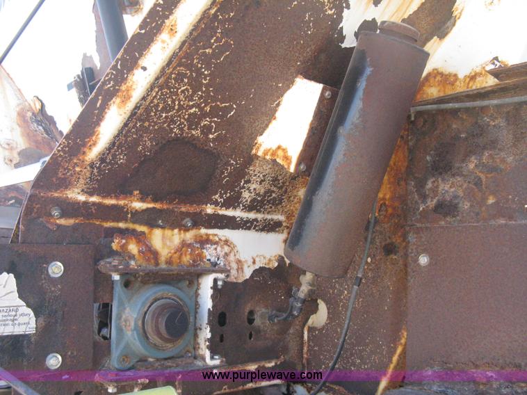 image for item B8224 1993 Tyler Titan 4300 floater spreader truck