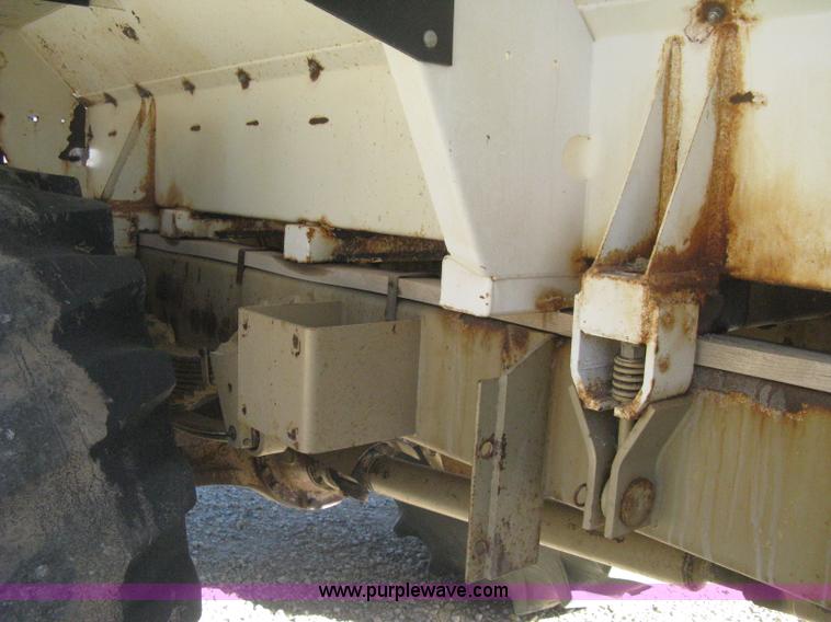 image for item B8224 1993 Tyler Titan 4300 floater spreader truck