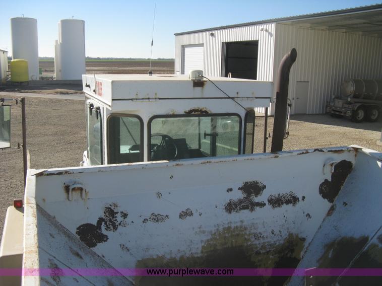 image for item B8224 1993 Tyler Titan 4300 floater spreader truck