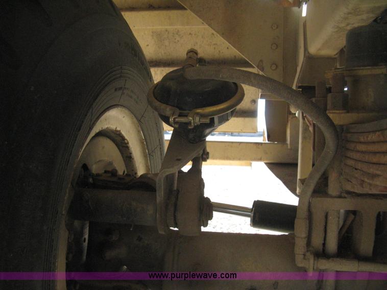 image for item B8224 1993 Tyler Titan 4300 floater spreader truck