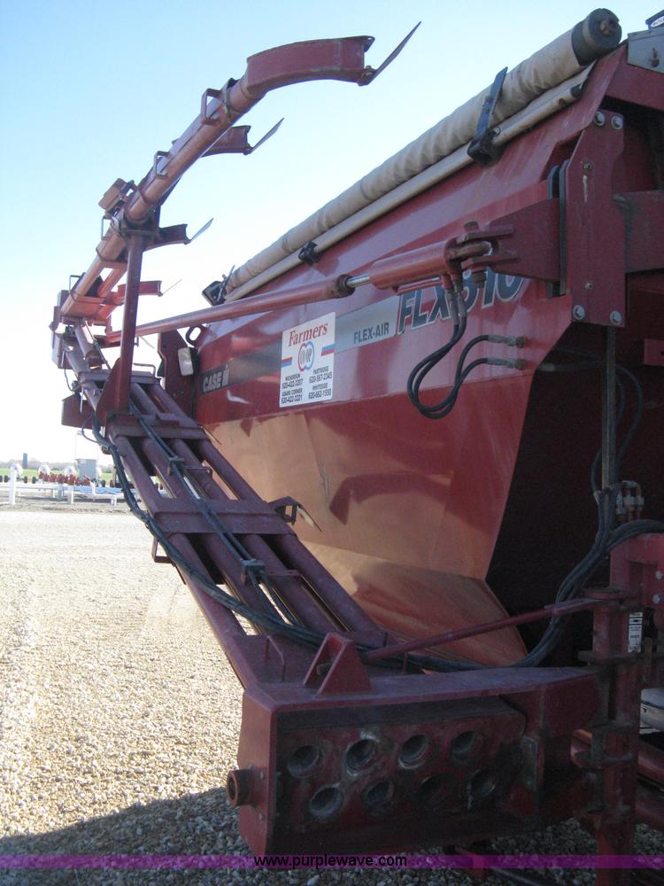 image for item B8225 Case IH FLX 810 Flex-Air applicator bed