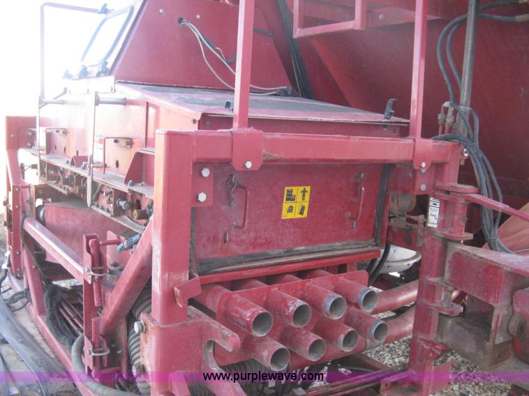 image for item B8225 Case IH FLX 810 Flex-Air applicator bed