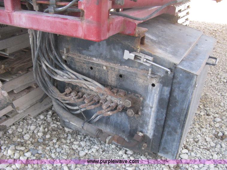 image for item B8225 Case IH FLX 810 Flex-Air applicator bed