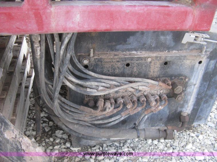 image for item B8225 Case IH FLX 810 Flex-Air applicator bed