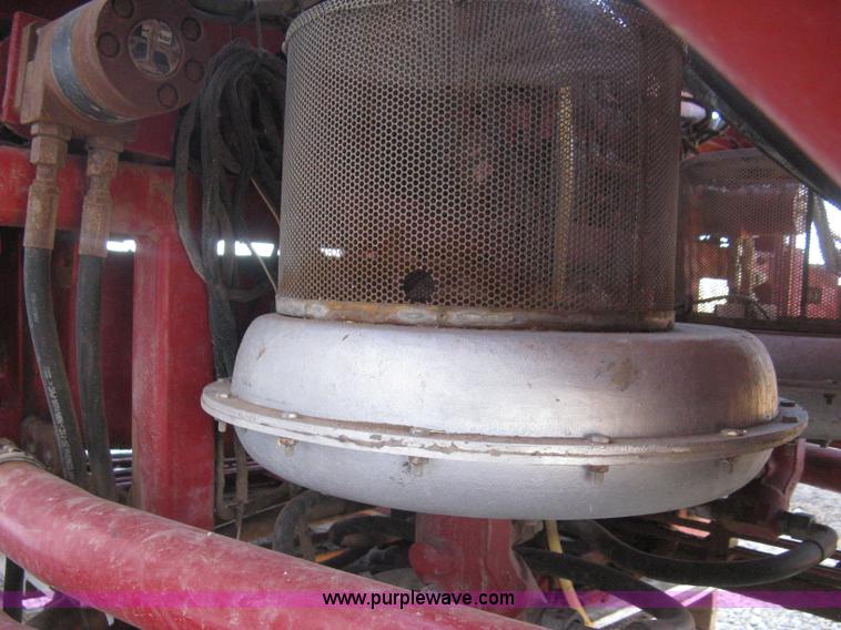 image for item B8225 Case IH FLX 810 Flex-Air applicator bed