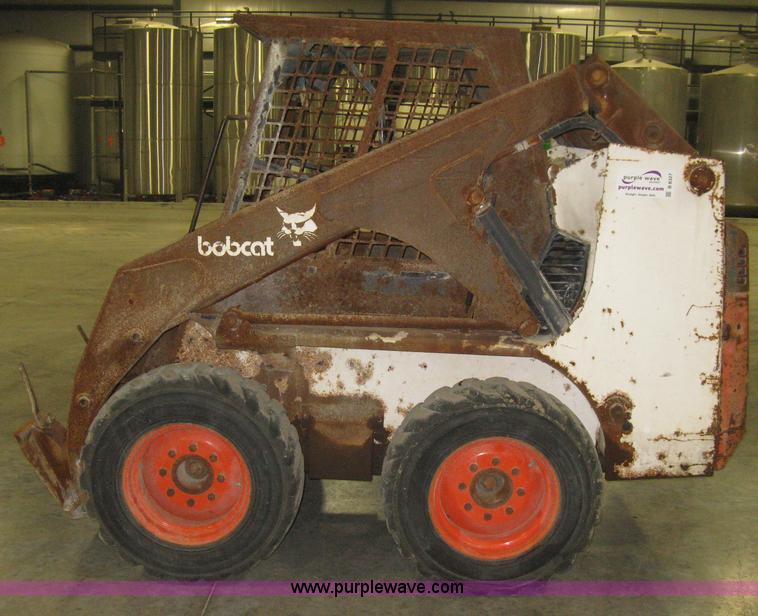 image for item B8327 1992 Bobcat 7753 skid steer