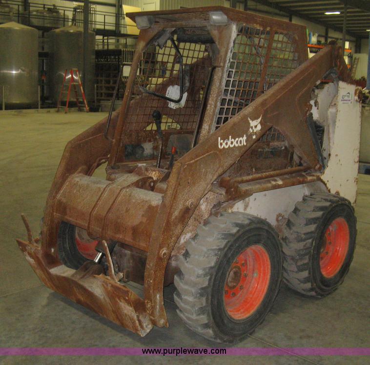 image for item B8327 1992 Bobcat 7753 skid steer