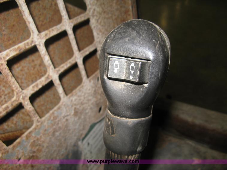 image for item B8327 1992 Bobcat 7753 skid steer