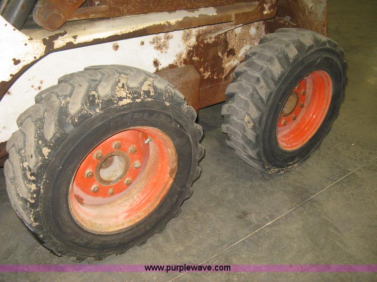 image for item B8327 1992 Bobcat 7753 skid steer