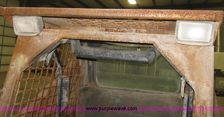 image for item B8327 1992 Bobcat 7753 skid steer