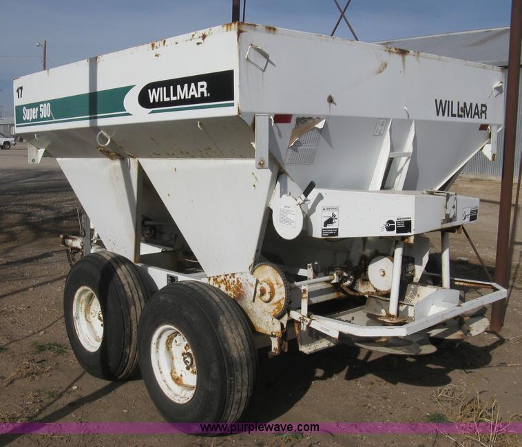image for item B8328 Willmar Super 500 fertilizer spinner/spreader