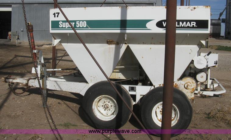 image for item B8328 Willmar Super 500 fertilizer spinner/spreader