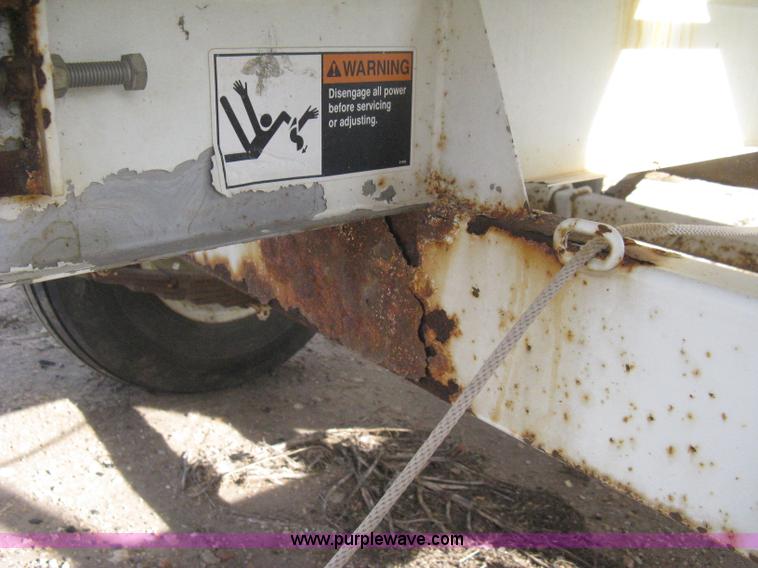 image for item B8328 Willmar Super 500 fertilizer spinner/spreader